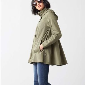 The North Face Flychute Wind Resistant Jacket